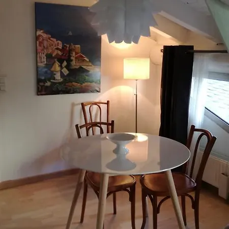 La Maison Carolane Couette-café